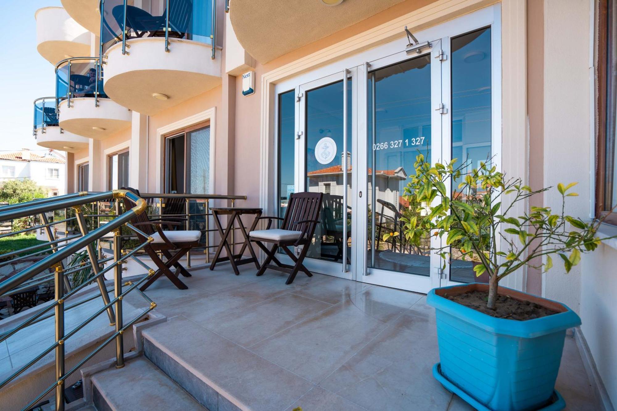 Cunda Giritlioglu Otel Adult Only Ayvalı Kültér fotó