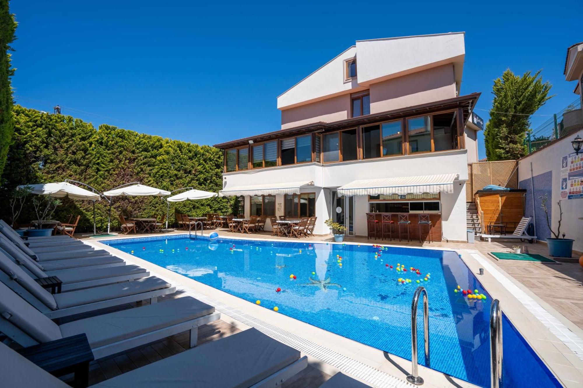 Cunda Giritlioglu Otel Adult Only Ayvalı Kültér fotó