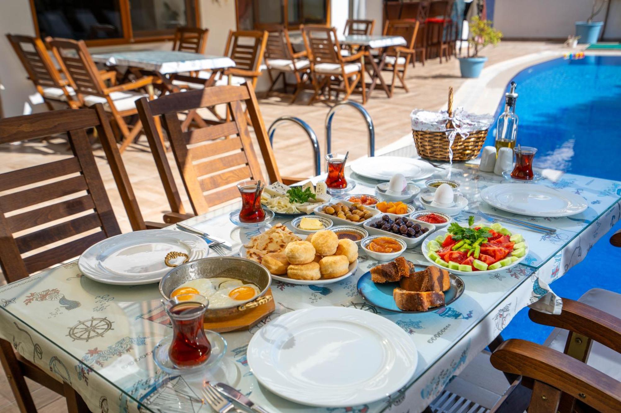 Cunda Giritlioglu Otel Adult Only Ayvalı Kültér fotó