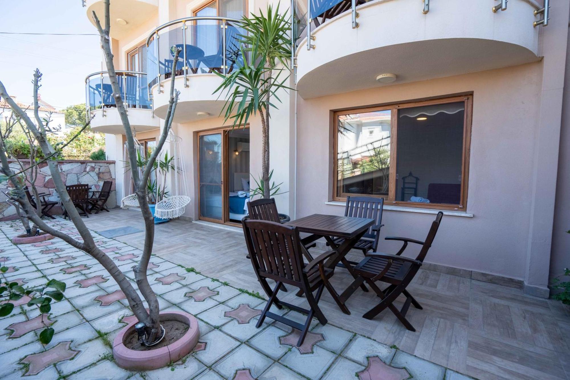 Cunda Giritlioglu Otel Adult Only Ayvalı Kültér fotó